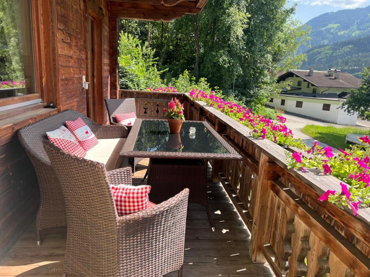 Ferienwohnung Platzhirsch Panorama View Balkon, Gartensauna, Garten, Grillplatz Stumm Kültér fotó